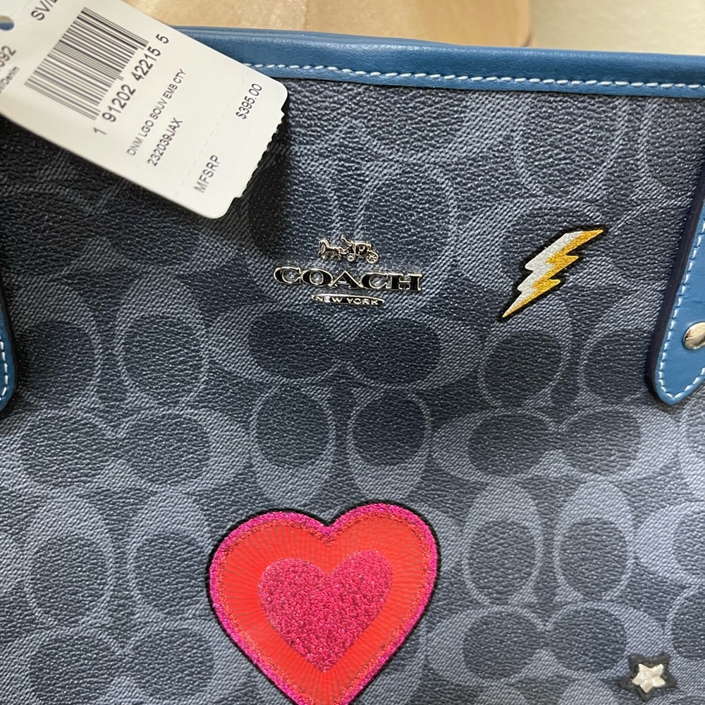 Coach - Picture 2 of 3